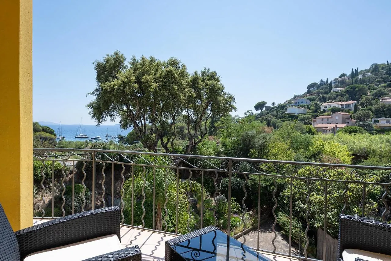 Hotel De La Fossette Le Lavandou 4*,  France